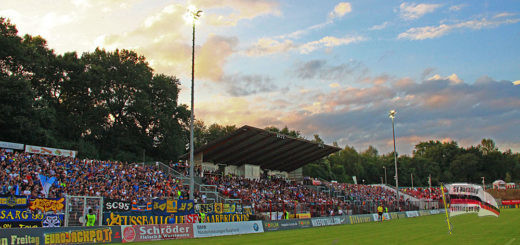 Das Hermann-Neuberger-Stadion (Foto: Hell)