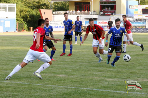 Testspiel gegen den 1. FC Saarbrücken (Foto: Bennoit)