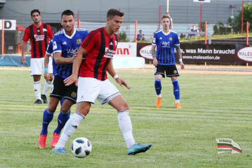 Testspiel gegen den 1. FC Saarbrücken (Foto: Bennoit)